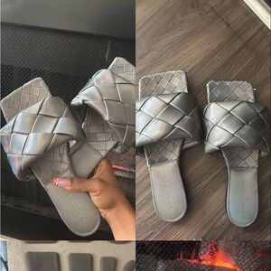 Size 9 barely worn Bottega Veneta metallic slides